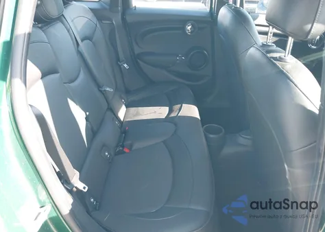 2020 Mini Hardtop Oxford Edition из США, поврежденный, VIN WMWXU7C06L2M63032